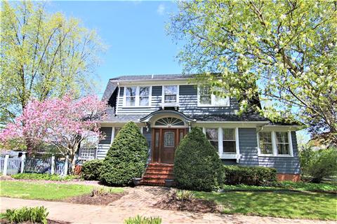 29 E 6th Ave, Naperville, IL 60563 photo 1