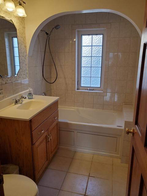 1107 N Eagle St, Naperville, IL 60540 photo 4
