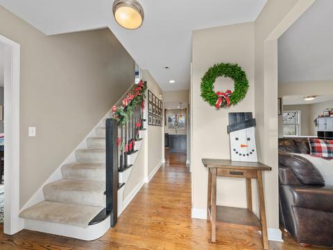 26 W368 Blackhawk Dr, Wheaton, IL 60189 photo 8
