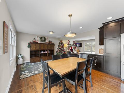 26 W368 Blackhawk Dr, Wheaton, IL 60189 photo 11