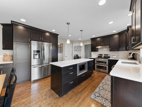 26 W368 Blackhawk Dr, Wheaton, IL 60189 photo 10