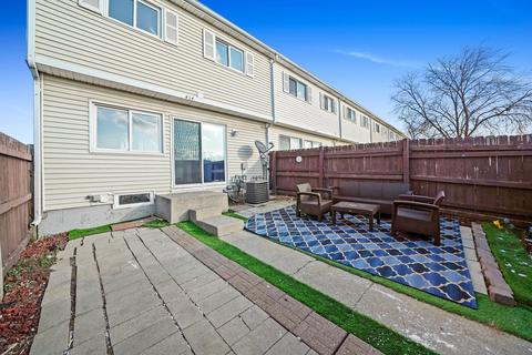 434 Devonshire Ct, Bolingbrook, IL 60440 photo 24