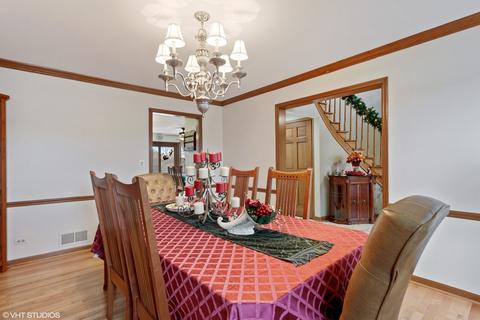 1963 Pinto Ct, Wheaton, IL 60189 photo 3