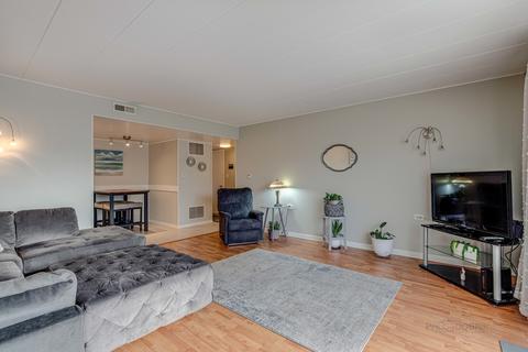 100 Deborah Ln #B10, Wheeling, IL 60090 photo 11