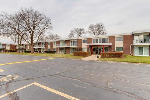 100 Deborah Ln #B10, Wheeling, IL 60090 photo 1