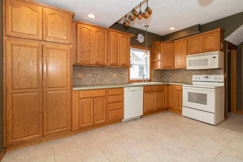 1015 Elder St, Bloomington, IL 61701 photo 14