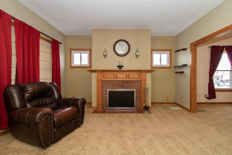 1015 Elder St, Bloomington, IL 61701 photo 5