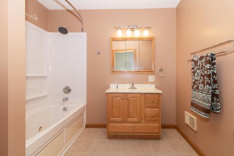 1015 Elder St, Bloomington, IL 61701 photo 22