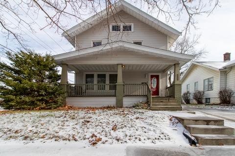 1015 Elder St, Bloomington, IL 61701 photo 2