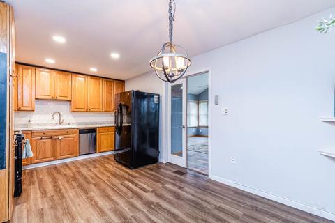515 E Prairie St, Plano, IL 60545 photo 7