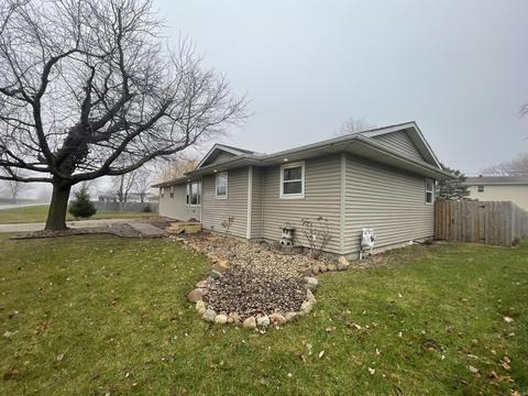 606 N 2nd Ave, Chenoa, IL 61726 photo 3