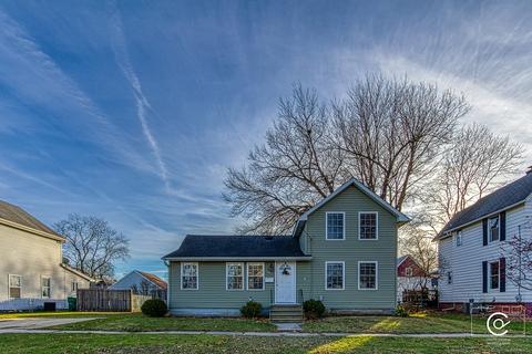 320 Elm St, Sycamore, IL 60178 photo 1