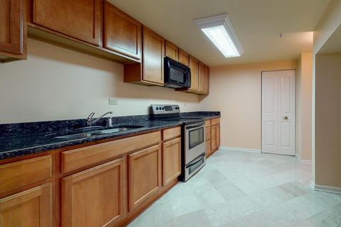5724 Red Oak Dr, Hoffman Estates, IL 60192 photo 39
