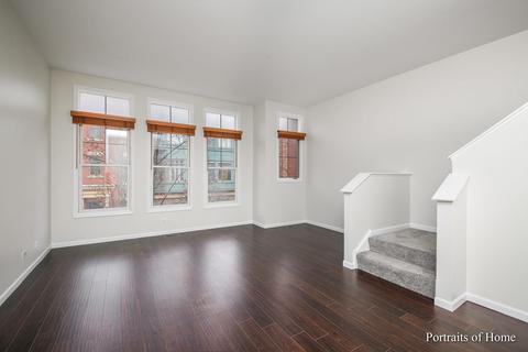 160 Dawson Dr, Elgin, IL 60120 photo 2