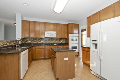 1010 Eagle Point Dr, Matteson, IL 60443 photo 3