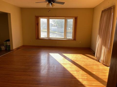 208 E 10th St, Sterling, IL 61081 photo 2