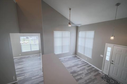 348 Cascade Ln, Oswego, IL 60543 photo 9