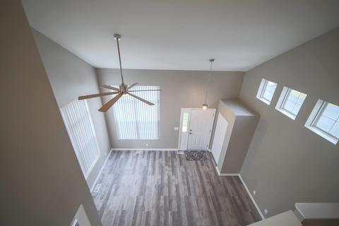 348 Cascade Ln, Oswego, IL 60543 photo 10