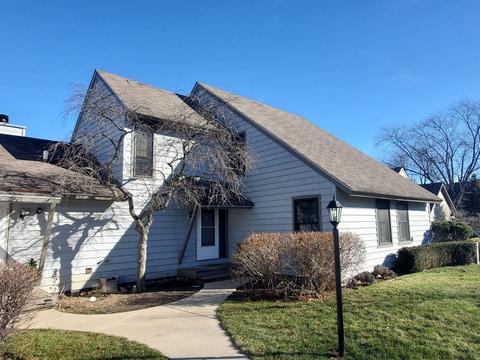 655 Beth Ct, Gurnee, IL 60031 photo 1