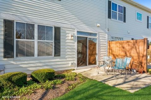 437 Azalea St, Elgin, IL 60124 photo 16