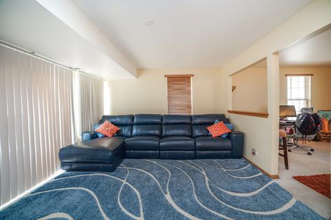 910 Symphony Dr, Aurora, IL 60504 photo 8