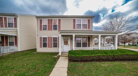 910 Symphony Dr, Aurora, IL 60504 photo 1