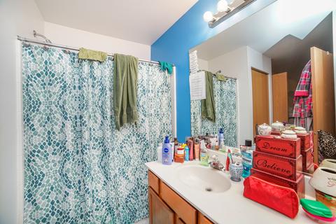 910 Symphony Dr, Aurora, IL 60504 photo 13