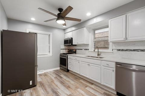 448 E 109th St, Chicago, IL 60628 photo 4