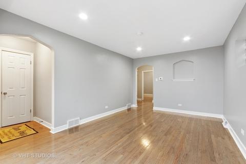448 E 109th St, Chicago, IL 60628 photo 3