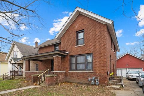 331 Grant Pl, Aurora, IL 60505 photo 2