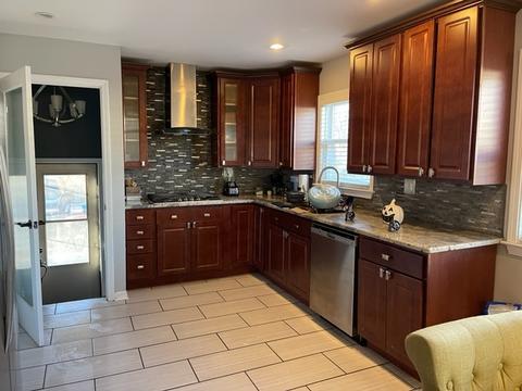 352 Streamside Dr, Harvey, IL 60426 photo 8