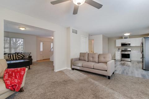 1001 E Shelbourne Dr, Normal, IL 61761 photo 7
