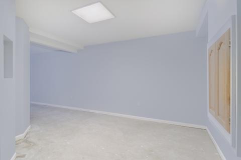 1001 E Shelbourne Dr, Normal, IL 61761 photo 29