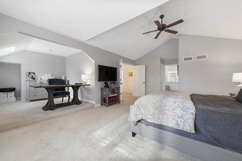 675 E Gartner Rd, Naperville, IL 60540 photo 22