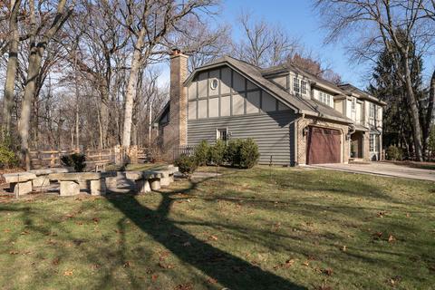 675 E Gartner Rd, Naperville, IL 60540 photo 2
