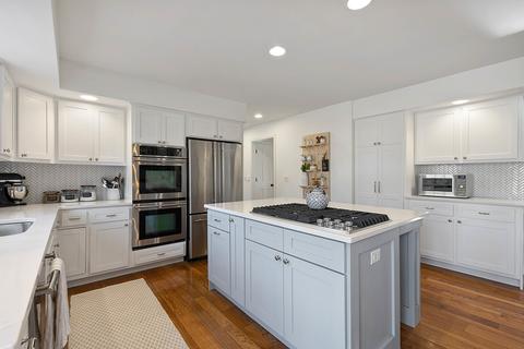 675 E Gartner Rd, Naperville, IL 60540 photo 10