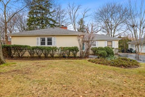 938 Hunter Rd, Glenview, IL 60025 photo 1
