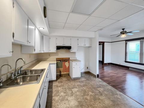 524 S State Ave, Freeport, IL 61032 photo 17