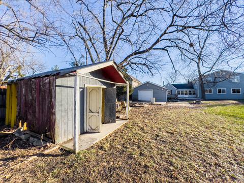 8612 Mansfield Ave, Burbank, IL 60459 photo 14