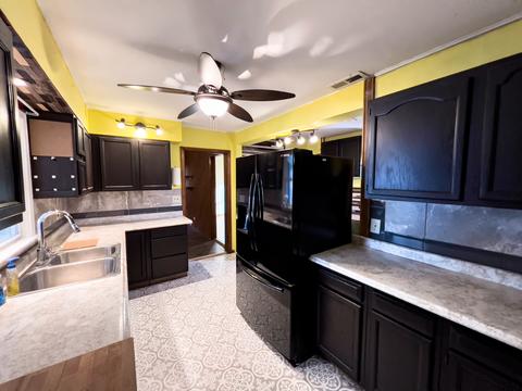 8612 Mansfield Ave, Burbank, IL 60459 photo 23