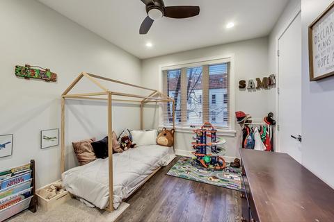 2339 N Drake Ave, Chicago, IL 60647 photo 14