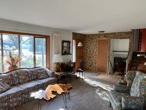 9532 Culver St, Des Plaines, IL 60016 photo 3