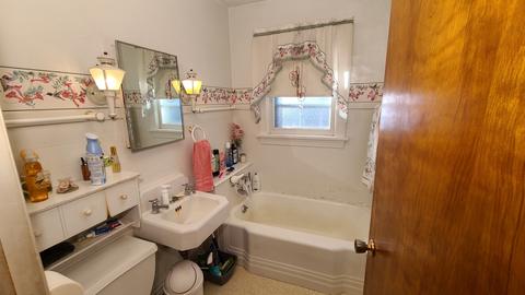 411 Orange St, Elgin, IL 60123 photo 11