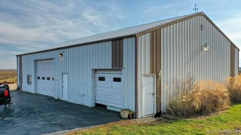 2455 Vanderpool Rd, Morris, IL 60450 photo 7