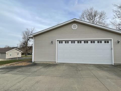 106 North St, Buda, IL 61314 photo 28