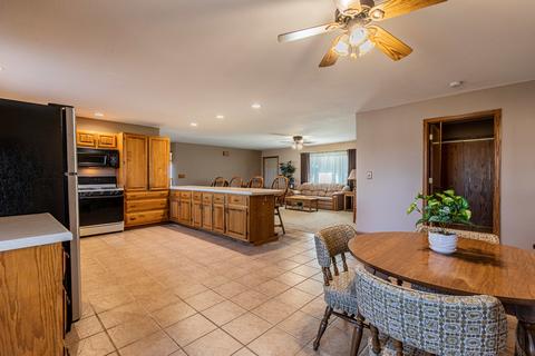 106 North St, Buda, IL 61314 photo 6