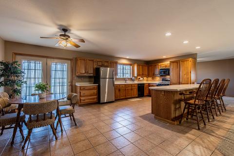 106 North St, Buda, IL 61314 photo 3