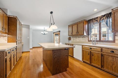 360 E Southmor Rd, Morris, IL 60450 photo 7