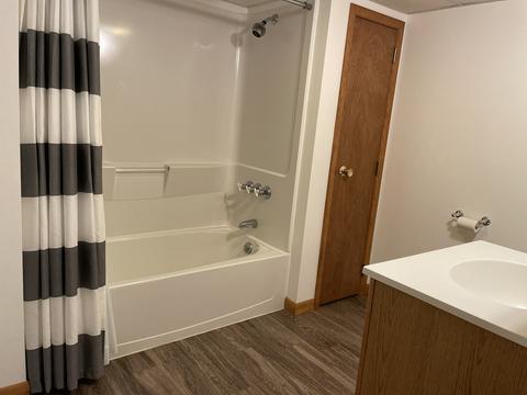 405 E Van Buren St, Ohio, IL 61349 photo 10