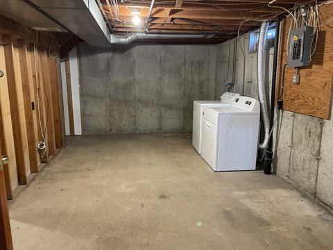 405 E Van Buren St, Ohio, IL 61349 photo 12
